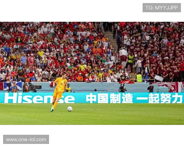 全球足球巨星聚集各国队伍纵横世界杯赛场荣耀之路