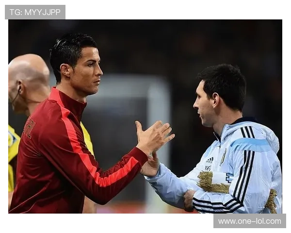 四大足球帅哥星光闪耀 揭秘梅西 C罗 内马尔 哈兰德的魅力与风采